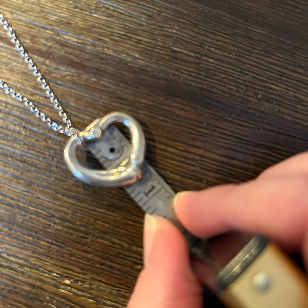 Tiffany’s silver heart necklace with diamond! - Picture 8 of 8
